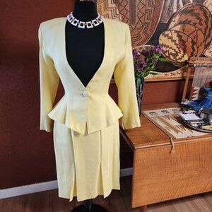 Vintage Yellow Linen Suit Skirt and Jacket Euro sz 38 US 6 Yvelyne Ponneau Paris